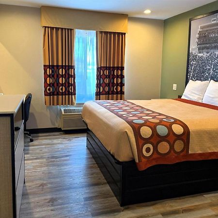 ซูเปอร์ 8 บาย วินด์แฮม แฟรงค์ฟอร์ต อินดีแอน Hotel Frankfort ภายนอก รูปภาพ