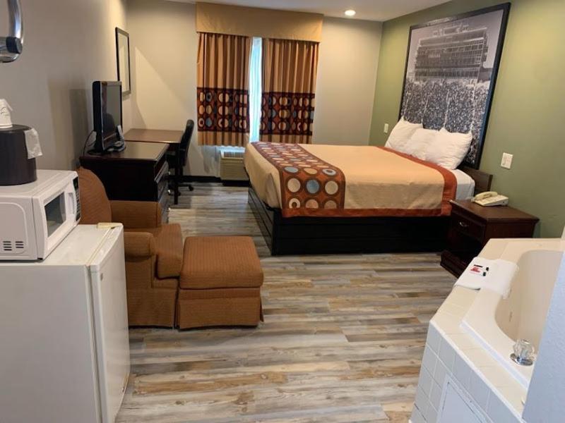 ซูเปอร์ 8 บาย วินด์แฮม แฟรงค์ฟอร์ต อินดีแอน Hotel Frankfort ภายนอก รูปภาพ