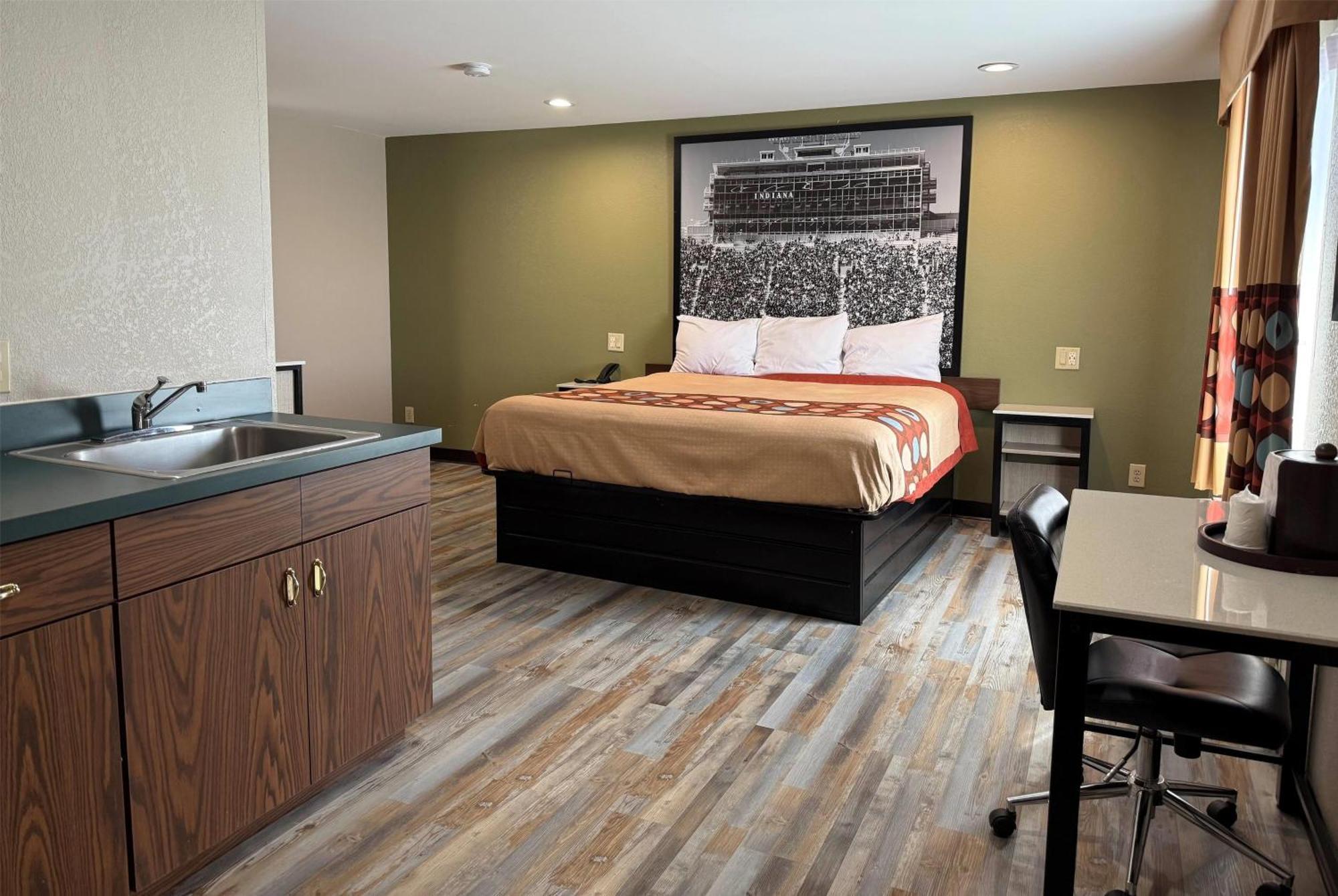 ซูเปอร์ 8 บาย วินด์แฮม แฟรงค์ฟอร์ต อินดีแอน Hotel Frankfort ภายนอก รูปภาพ